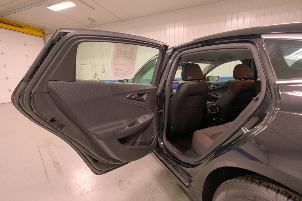 Used 2024 Chevrolet Malibu LT image 27