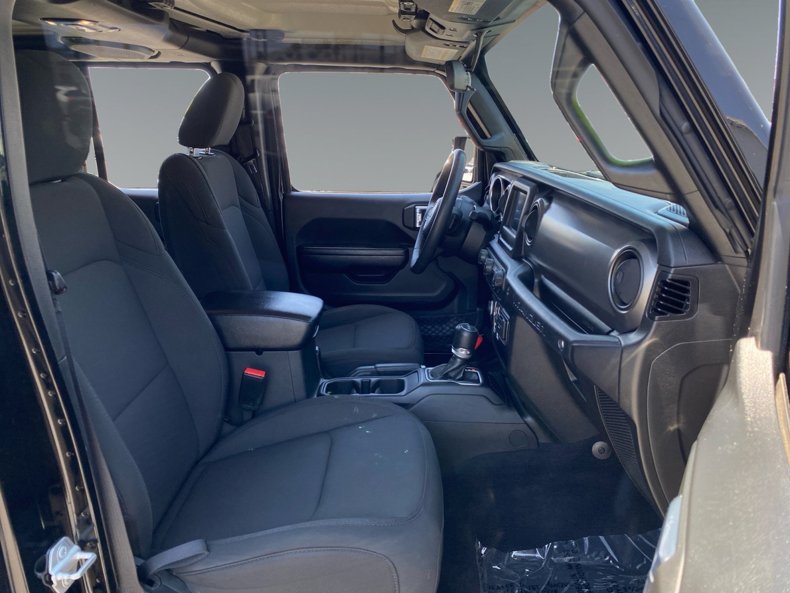 Used 2023 Jeep Wrangler Unlimited Sport AWD/4WD image 15
