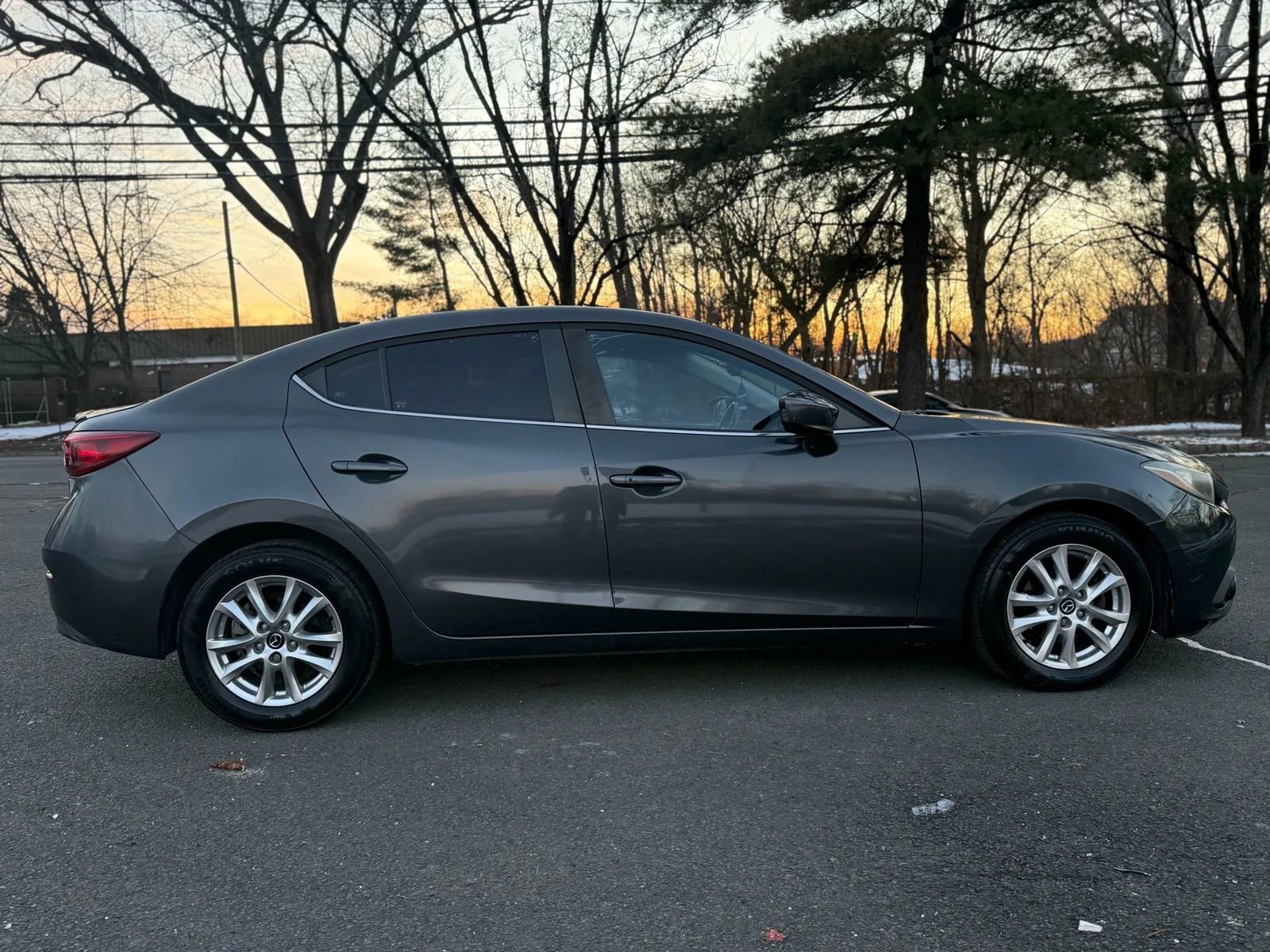 Used 2014 MAZDA MAZDA3 i Touring image 7