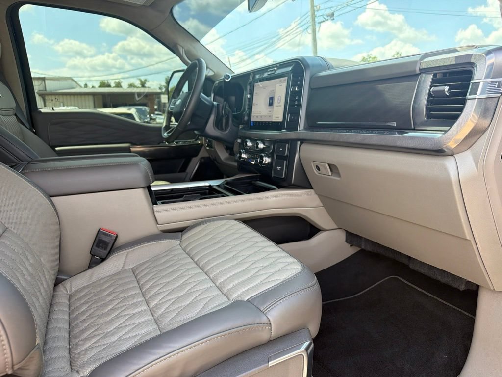 Used 2026 Ford F350 Platinum w/ Platinum Plus Package AWD/4WD image 26