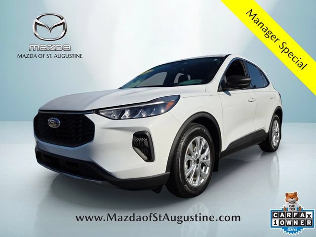 Used 2023 Ford Escape Active w/ Tech Pack #1 FWD image 1