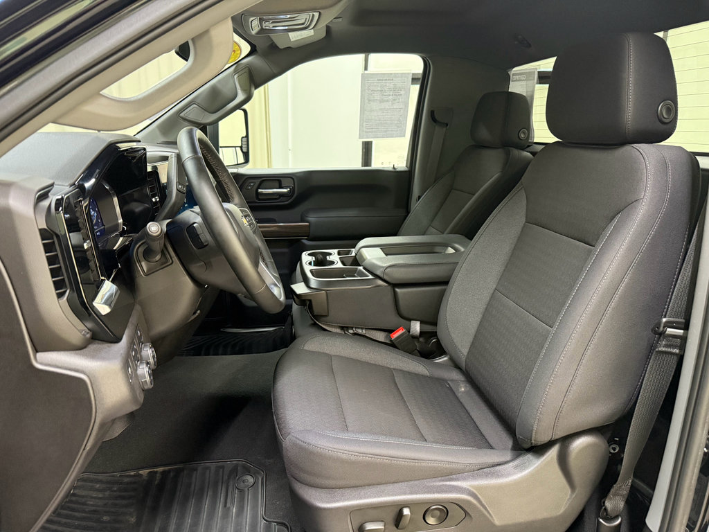 Certified 2024 Chevrolet Silverado 2500 LT w/ Convenience Package AWD/4WD image 20