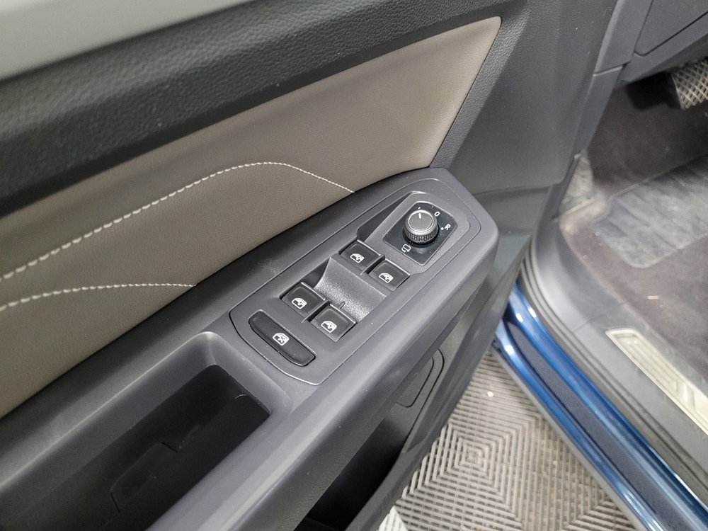 Used 2021 Volkswagen Atlas SEL Premium image 27