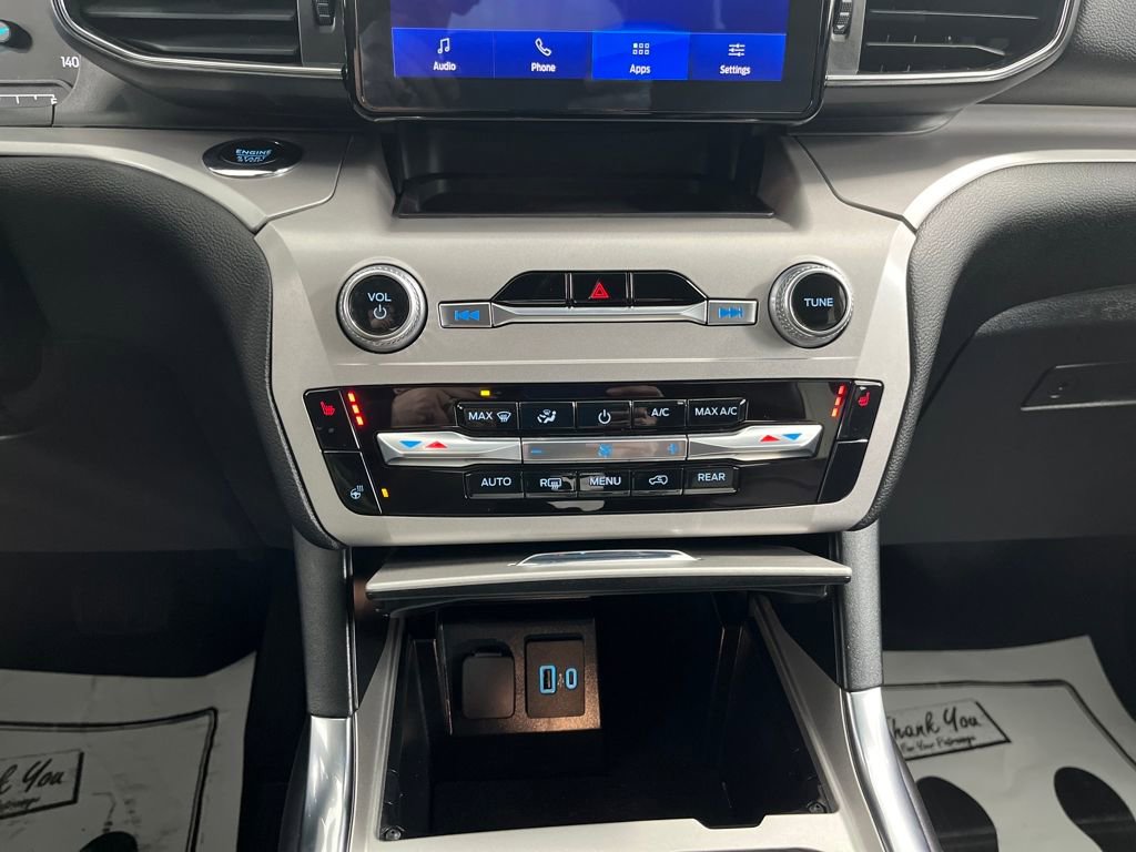 Used 2023 Ford Explorer XLT w/ Equipment Group 202A image 20