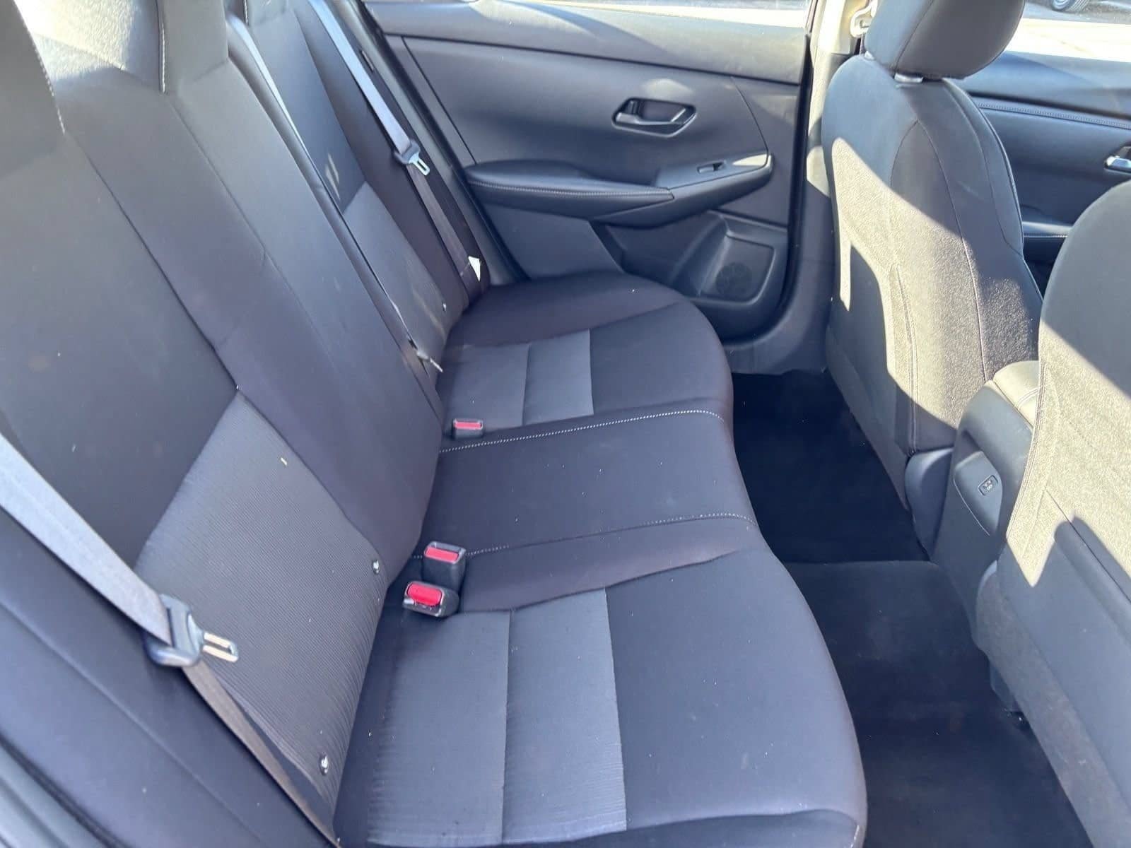 Used 2025 Nissan Sentra SV FWD image 14