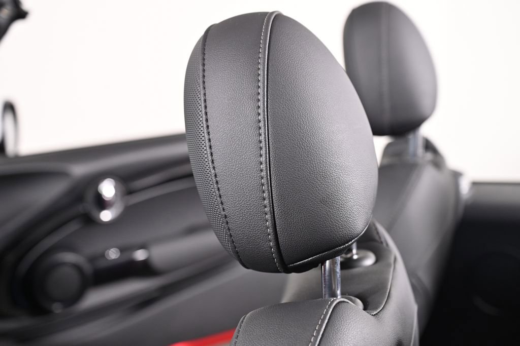 Used 2023 MINI Cooper S image 28