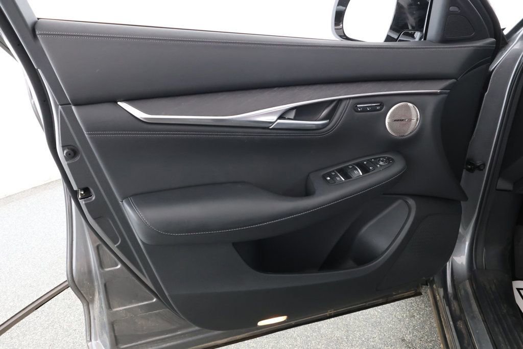 Used 2025 INFINITI QX55 Sensory w/ Lighting Package image 11