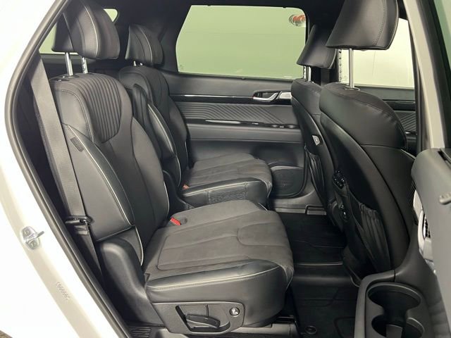 Used 2024 Hyundai Palisade Calligraphy image 32