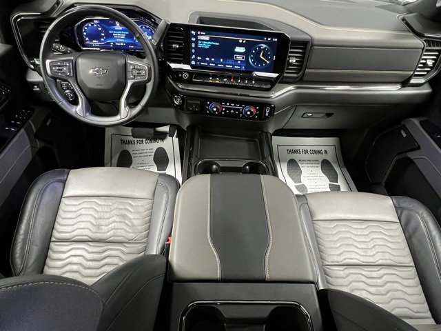 Used 2024 Chevrolet Silverado 2500 ZR2 w/ Technology Package image 26