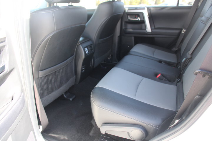 Certified 2019 Toyota 4Runner SR5 Premium AWD/4WD image 16