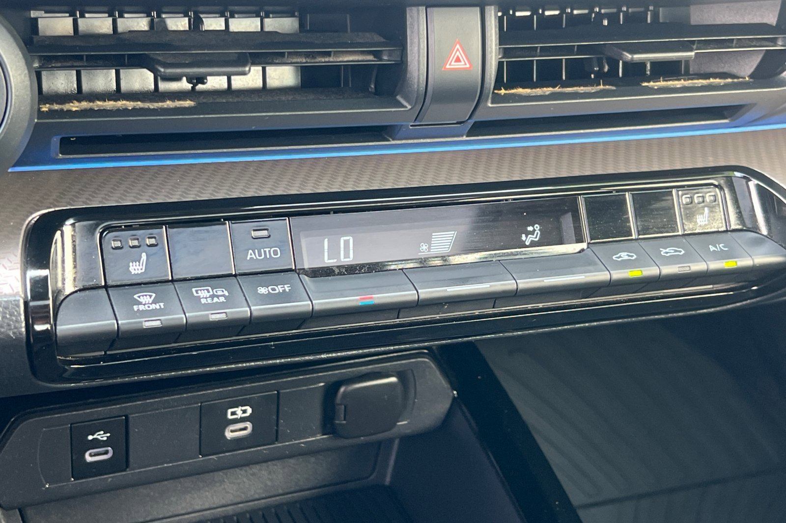 Certified 2024 Toyota Prius Limited image 16