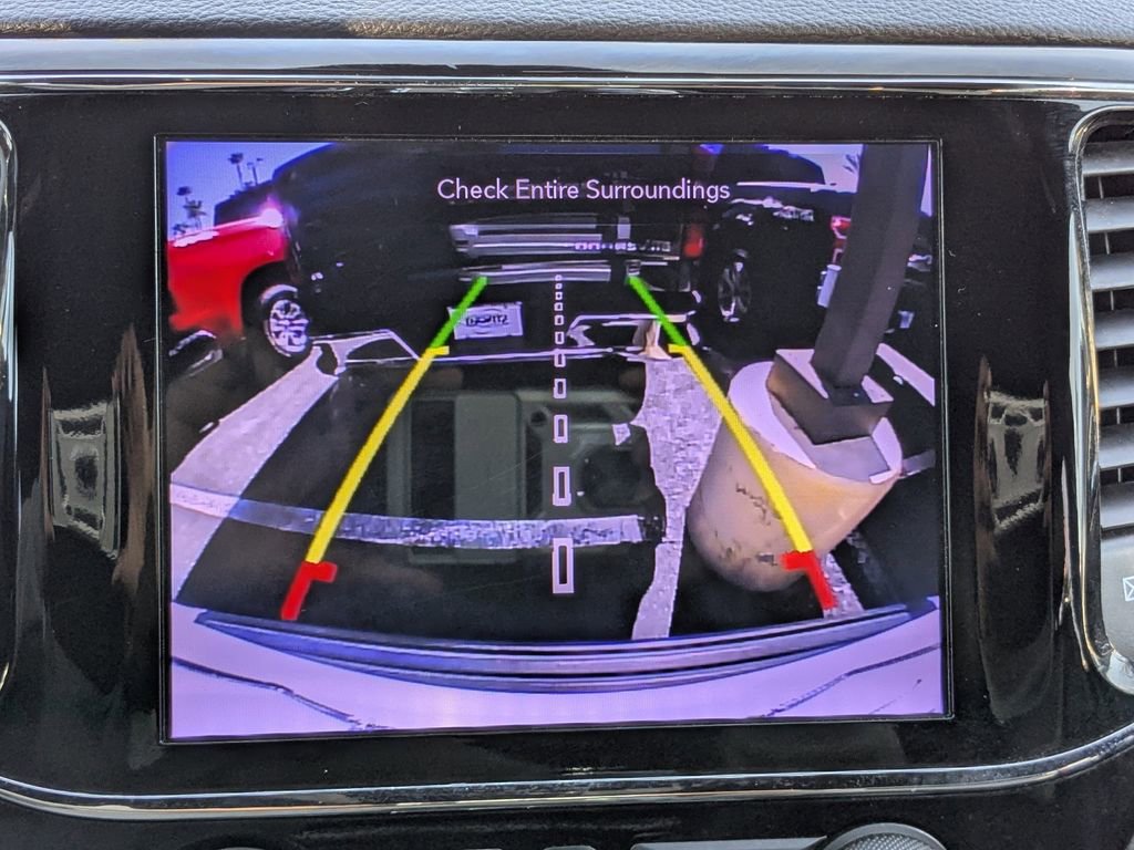 Used 2021 Jeep Grand Cherokee Laredo X image 24