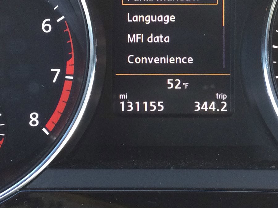 Used 2017 Volkswagen Jetta GLI FWD image 23