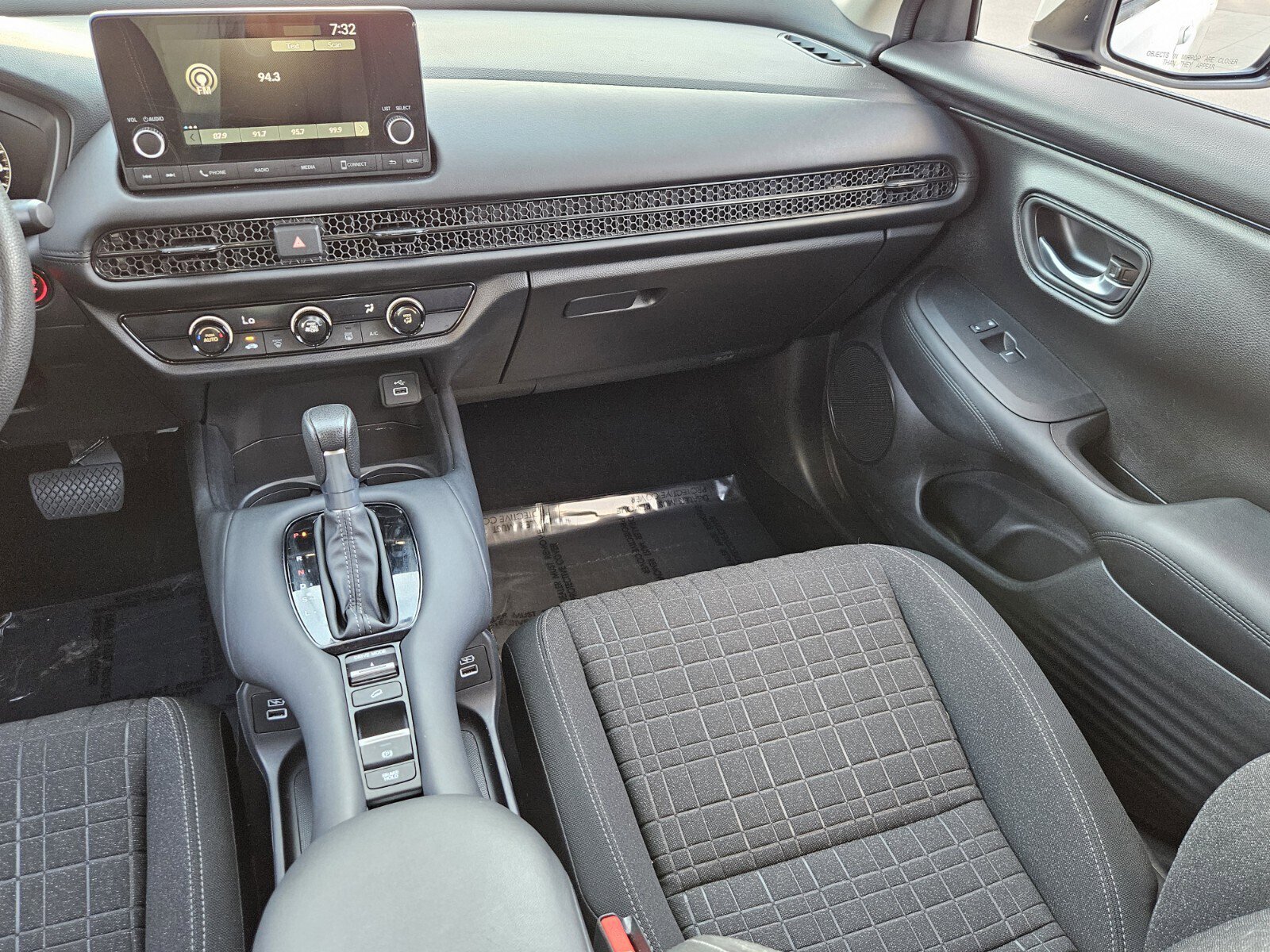 Certified 2023 Honda HR-V LX image 18