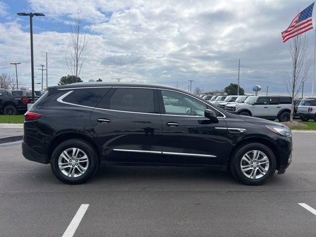 Used 2018 Buick Enclave Essence AWD/4WD image 4