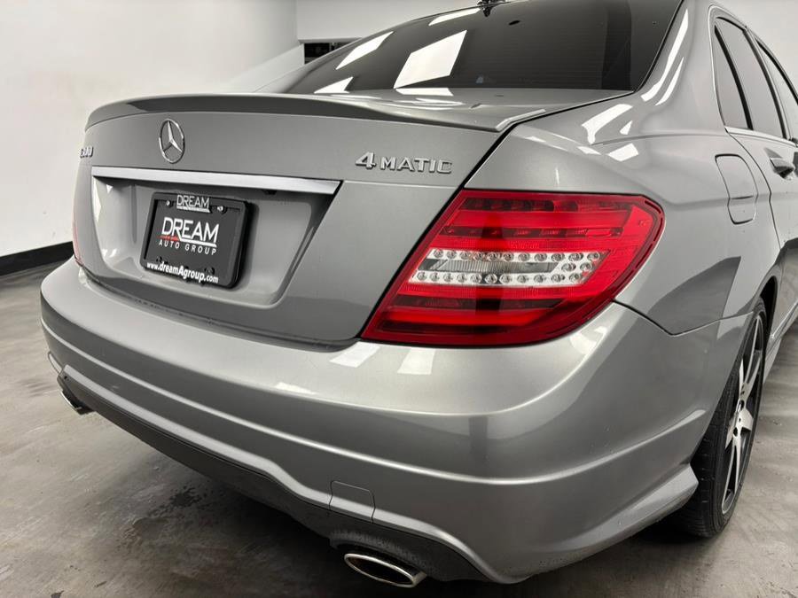Used 2013 Mercedes-Benz C 300 Sport image 16