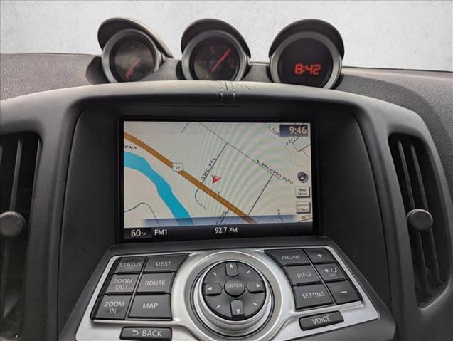 Used 2018 Nissan 370Z Touring RWD image 17