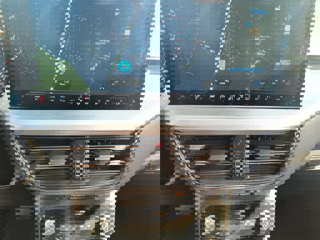 Used 2023 Ford Escape Platinum image 22