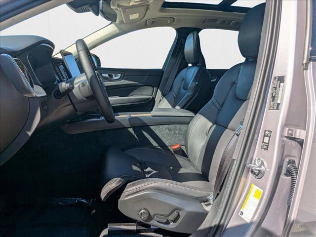 New 2026 Volvo XC60 T8 Ultra w/ Climate Package image 4