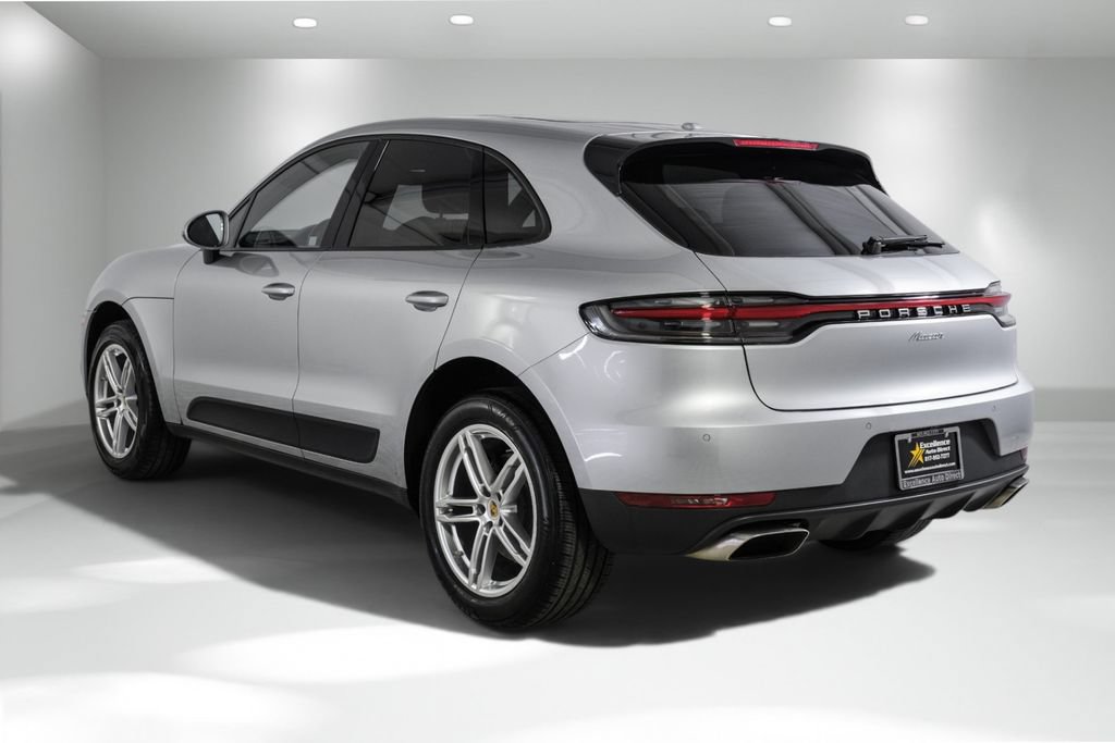 Used 2019 Porsche Macan w/ Premium Package AWD/4WD image 11