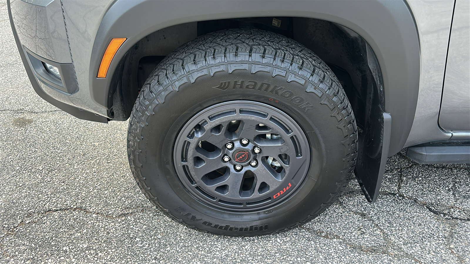 Certified 2025 Nissan Frontier PRO-4X w/ Pro Convenience Package image 9