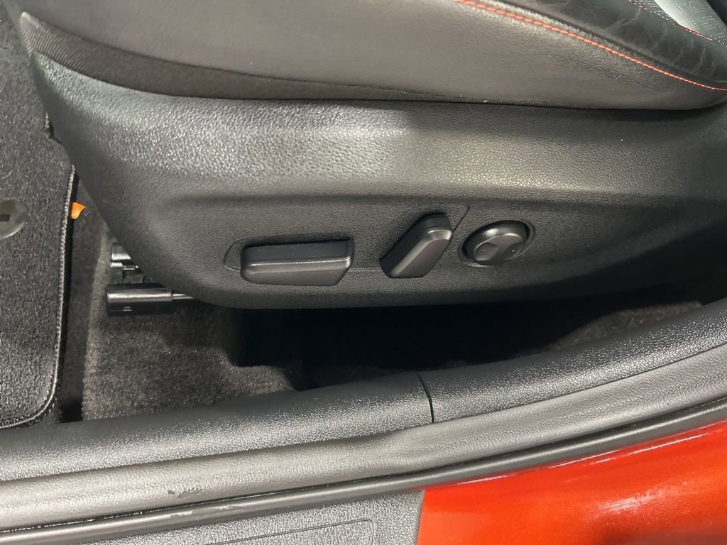 Used 2021 Kia Niro Touring w/ Paint Protection Package image 11