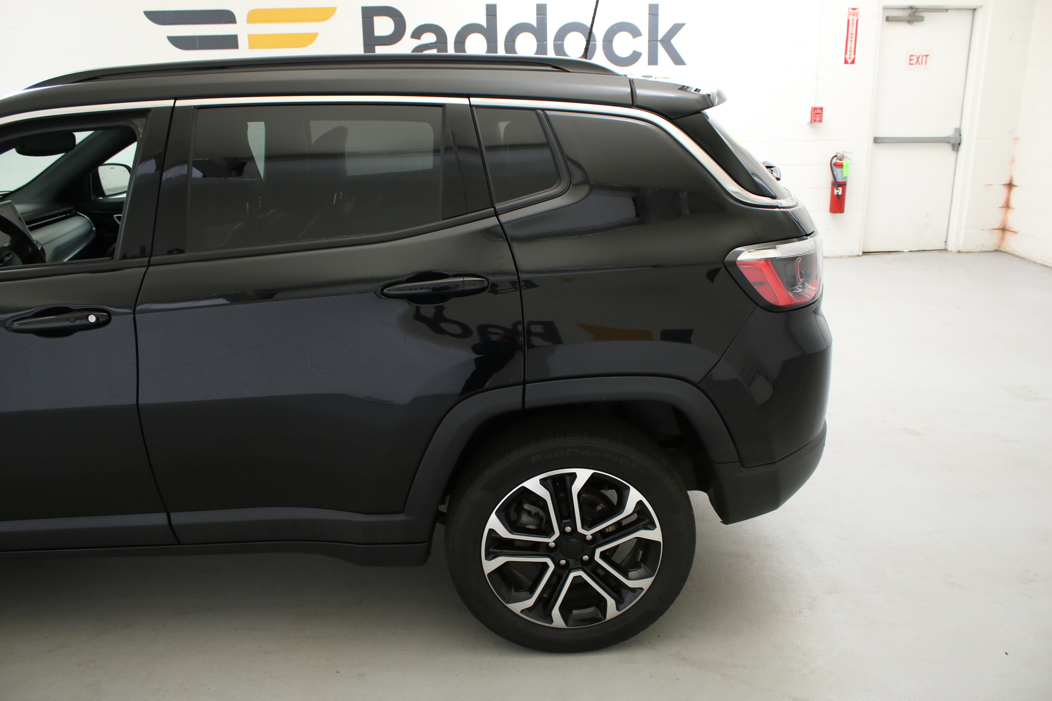 Used 2023 Jeep Compass Limited AWD/4WD image 6