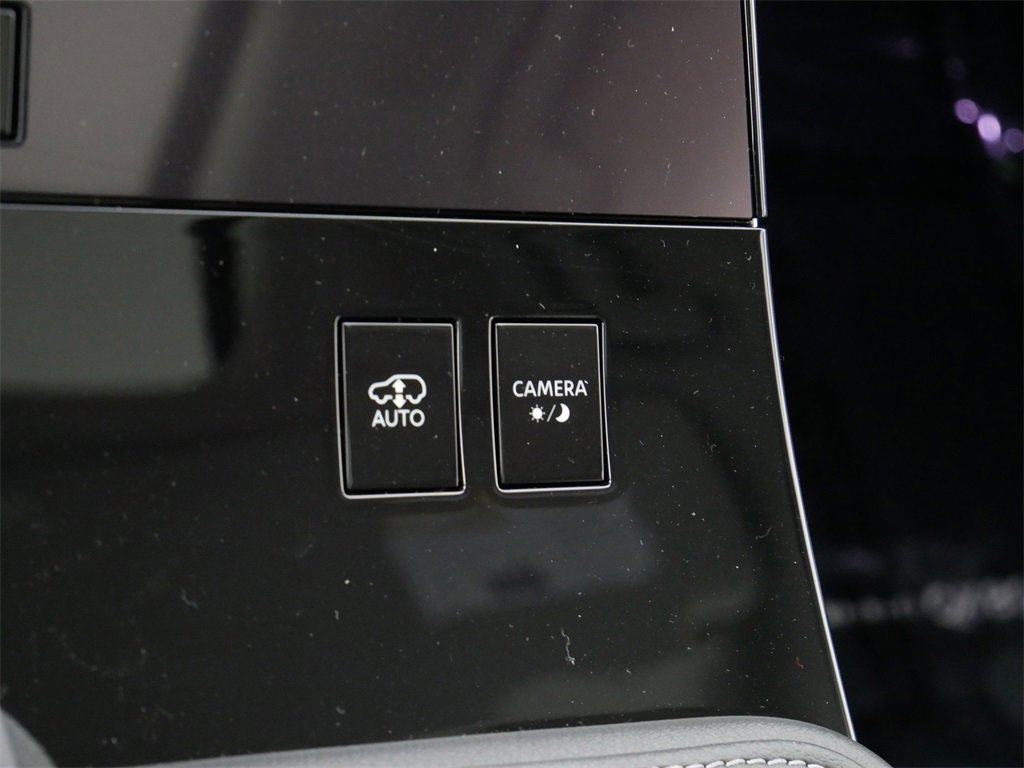 New 2025 INFINITI QX80 Sensory image 23