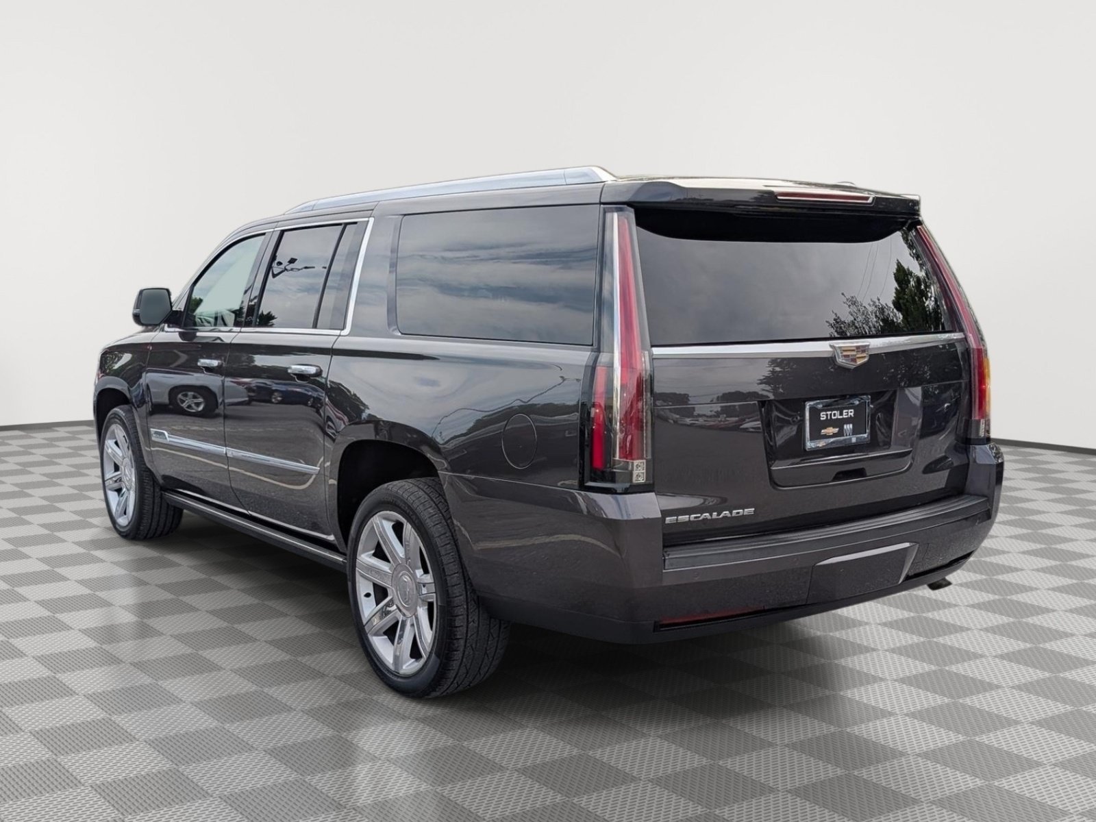 Used 2016 Cadillac Escalade ESV Premium AWD/4WD image 3