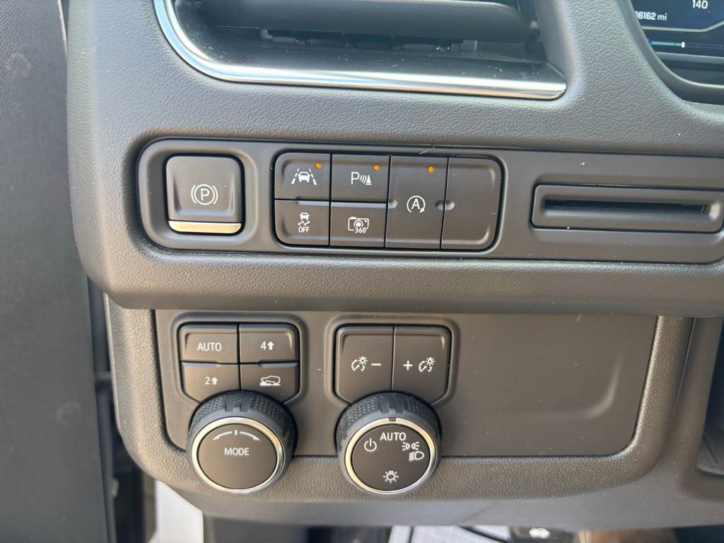 Used 2023 Chevrolet Tahoe LT w/ LT Signature Plus Package AWD/4WD image 20