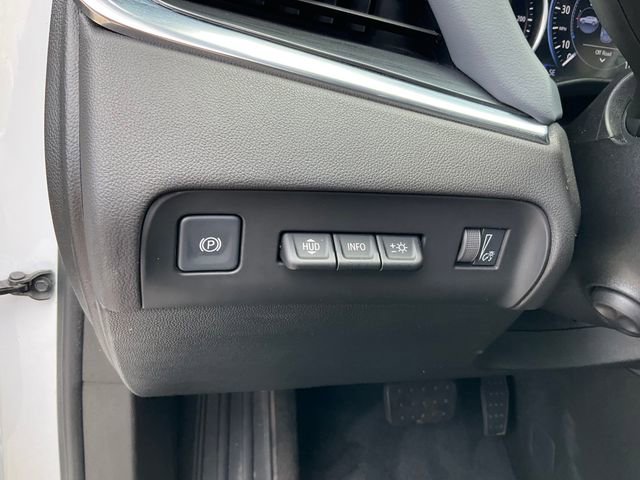 Used 2022 Buick Enclave Premium AWD/4WD image 9