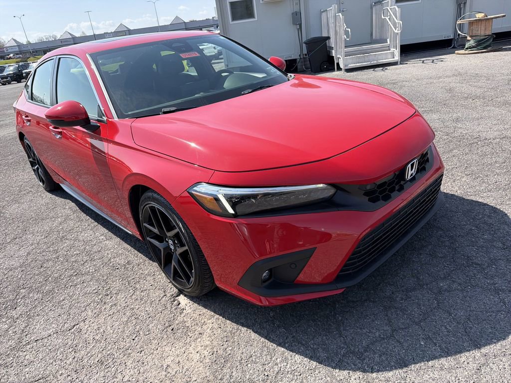 Used 2024 Honda Civic Sport Touring image 3