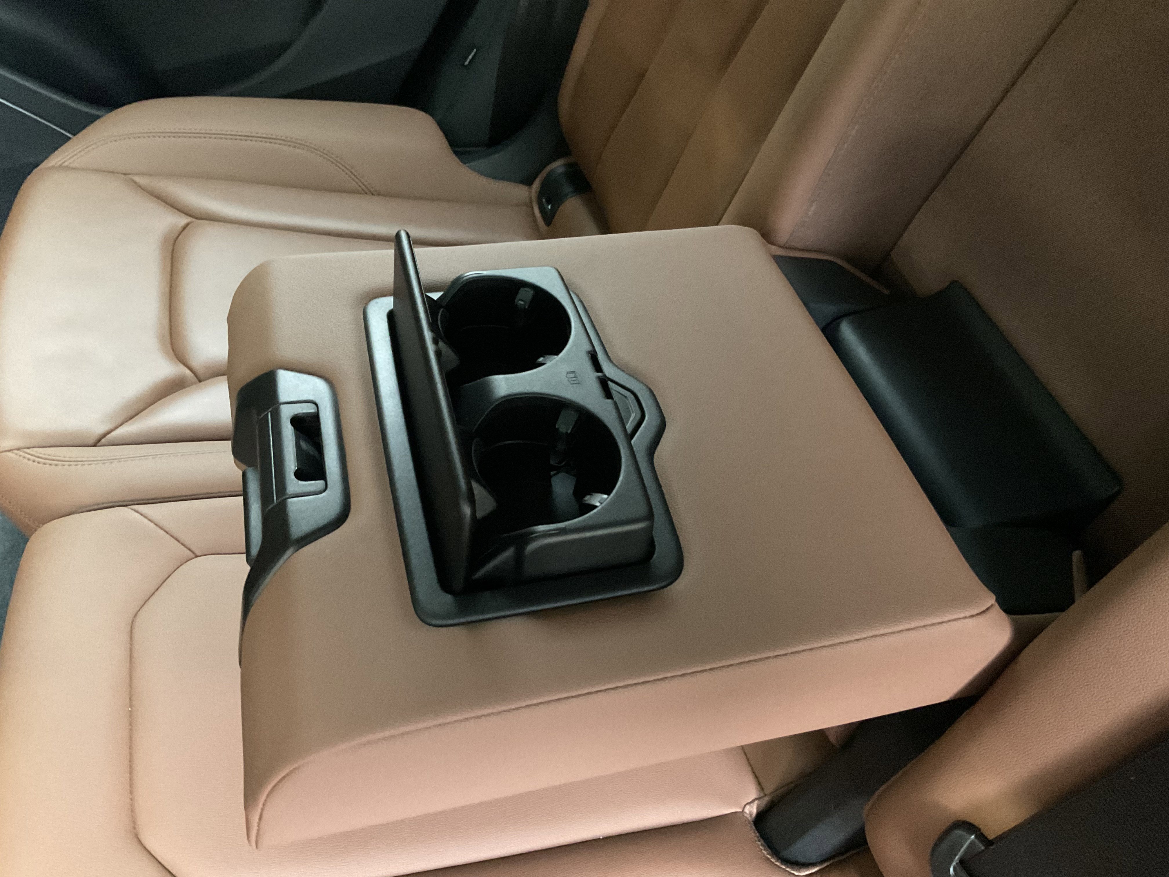 Used 2022 Audi Q8 Premium w/ Convenience Package AWD/4WD image 42