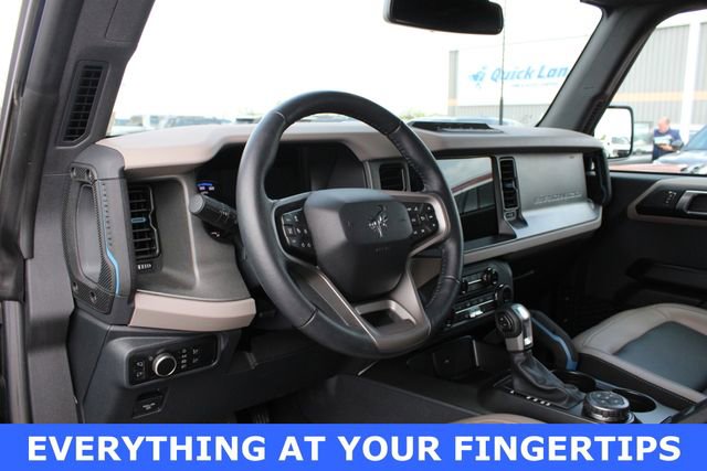 Used 2024 Ford Bronco Wildtrak image 2