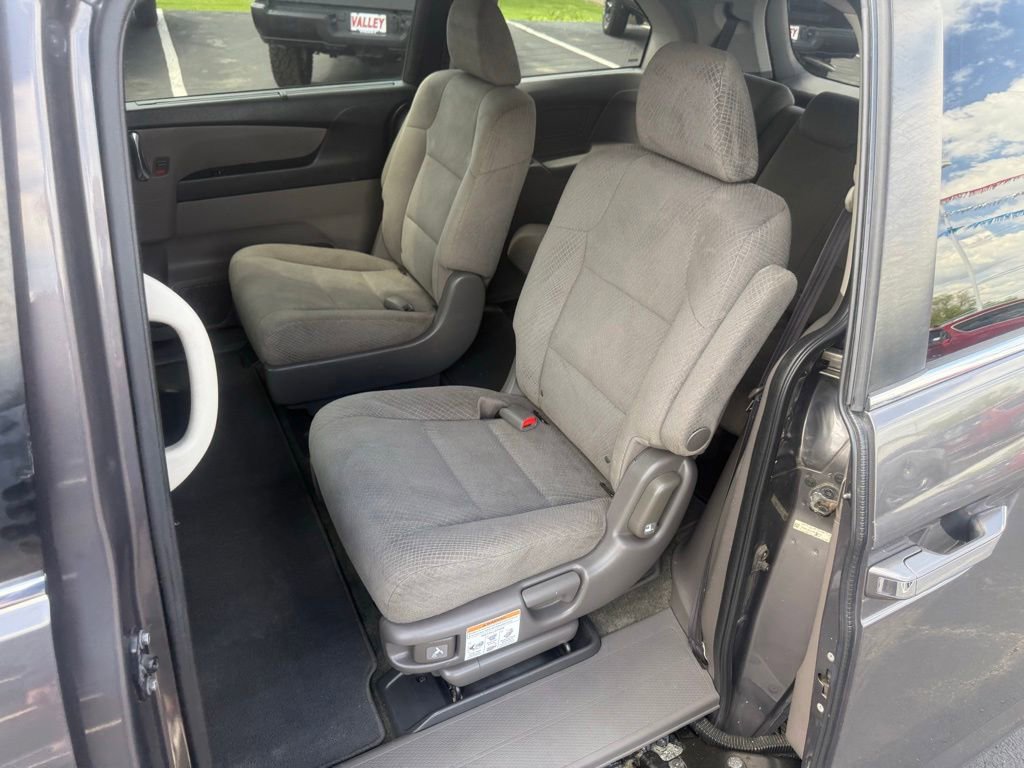 Used 2015 Honda Odyssey EX image 33