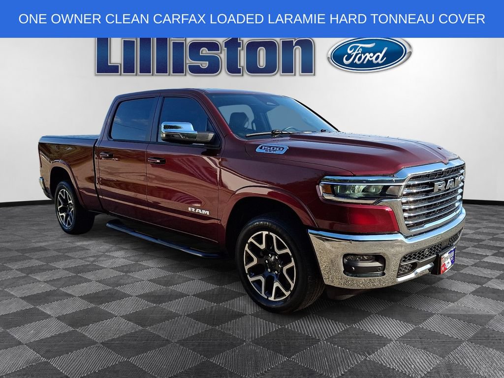 Used 2025 RAM 1500 Laramie AWD/4WD image 3