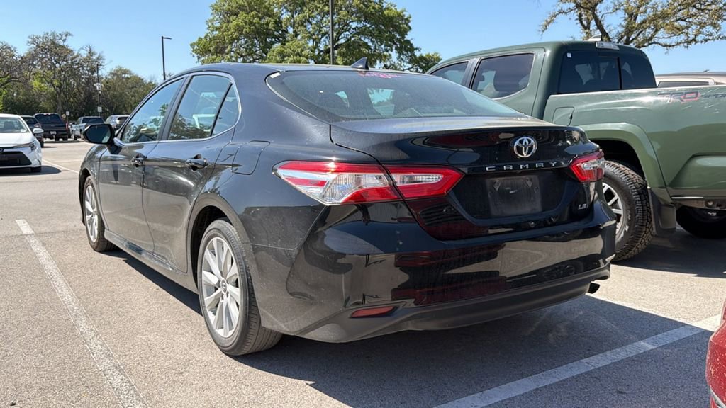 Used 2020 Toyota Camry LE w/ Convenience Package image 6