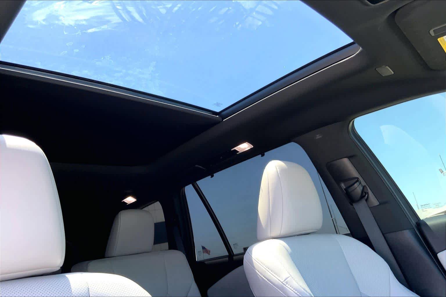 Used 2024 Lexus TX 350 FWD w/ Captains Chair Package image 14
