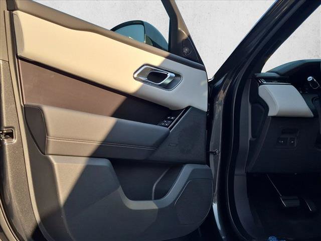 New 2026 Land Rover Range Rover Velar Belgravia AWD/4WD image 9