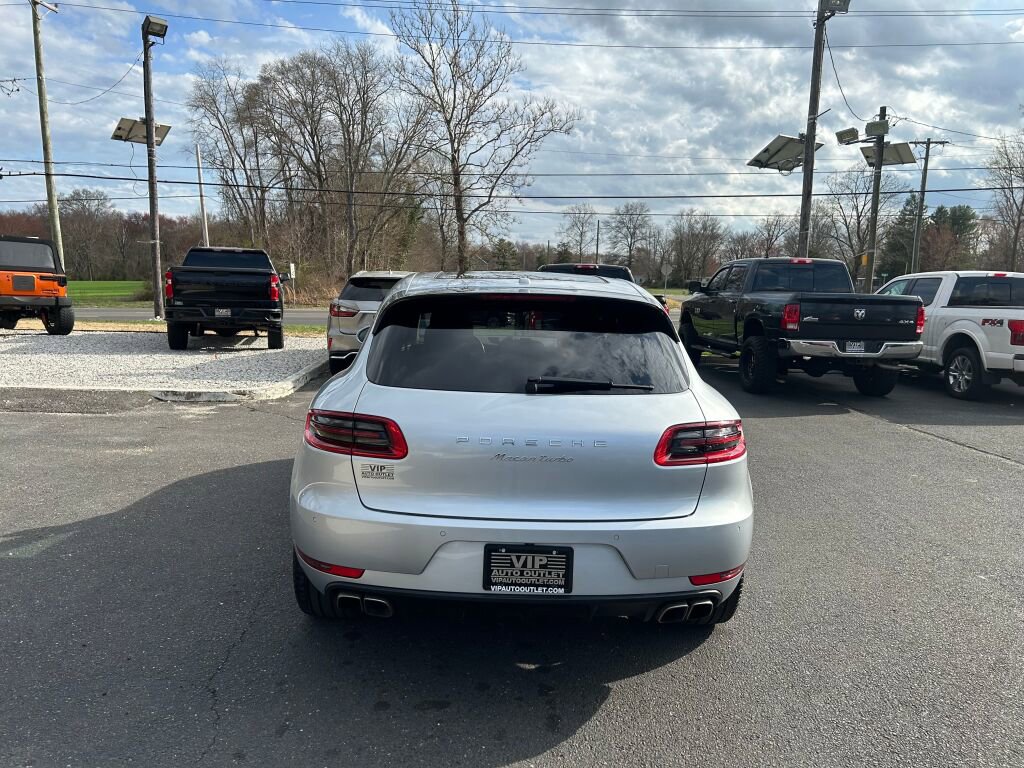 Used 2015 Porsche Macan Turbo image 6