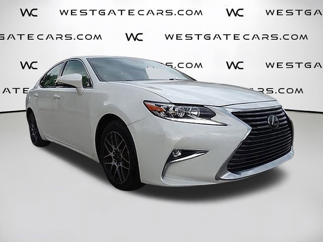 Used 2018 Lexus ES 350 w/ Premier Package image 2
