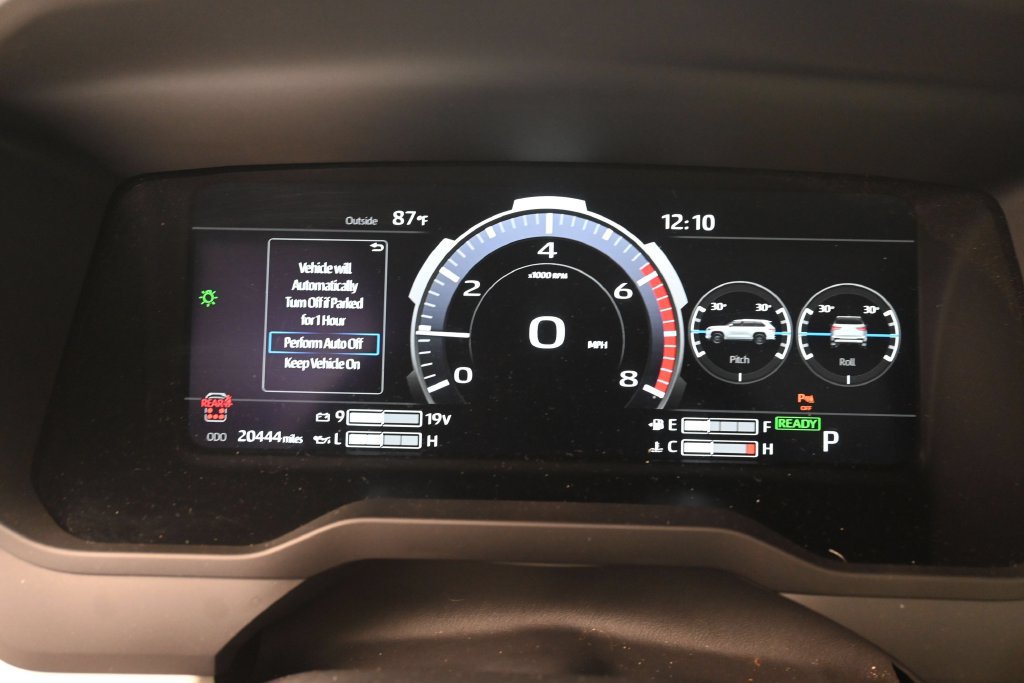 Used 2023 Toyota Sequoia Capstone AWD/4WD image 11