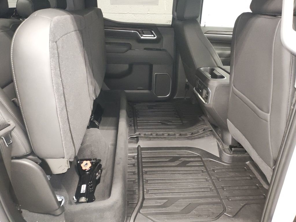 New 2026 GMC Sierra 1500 SLT w/ SLT Premium Plus Package image 13