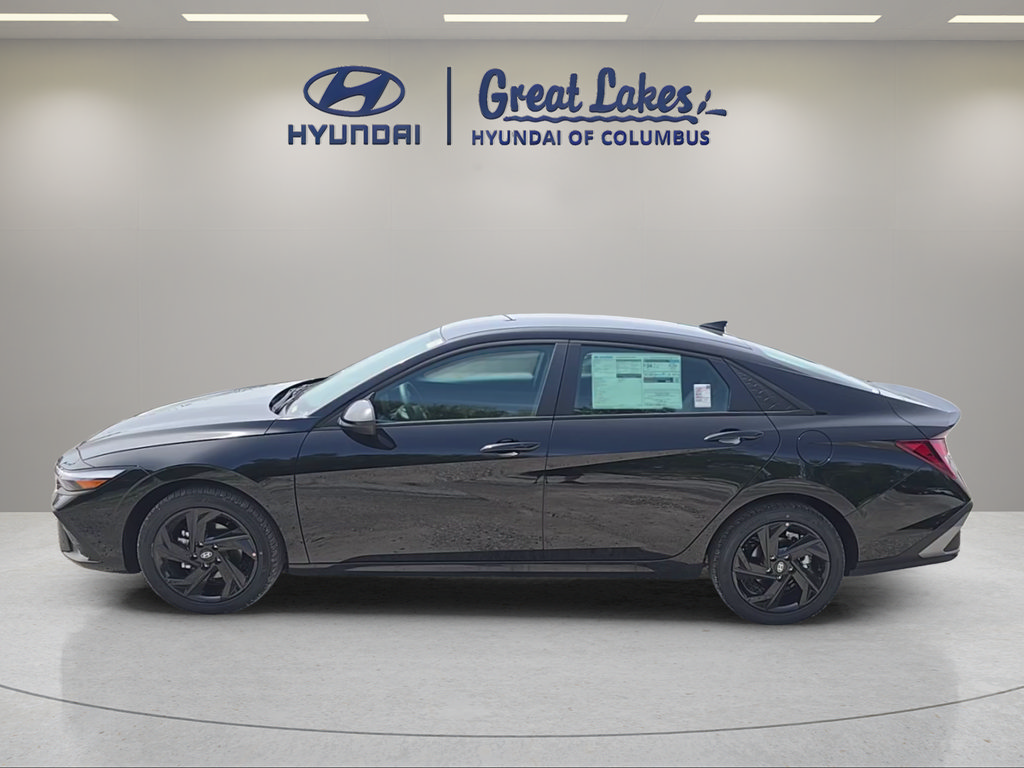 New 2026 Hyundai Elantra Sport FWD image 2