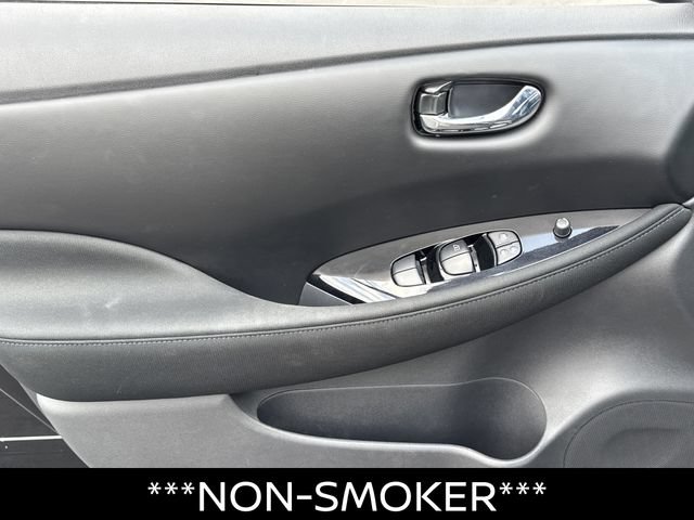 Certified 2025 Nissan Leaf SV Plus FWD image 10