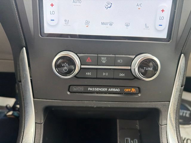 Used 2024 Ford Edge Titanium AWD/4WD image 27