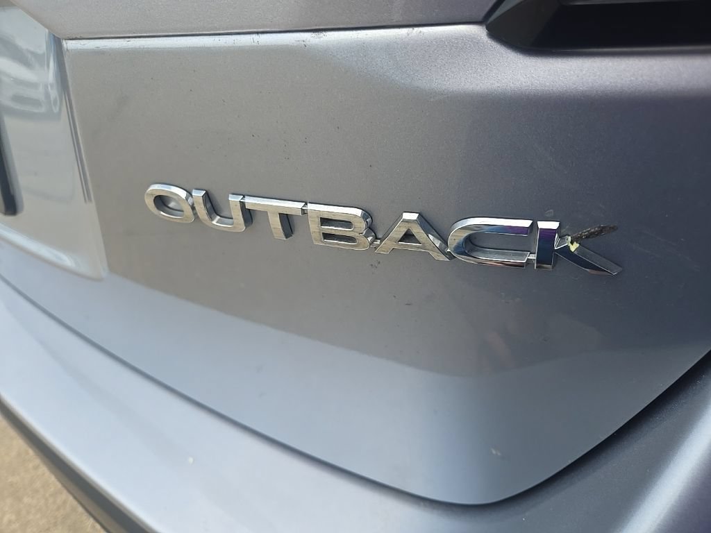 Used 2023 Subaru Outback Premium AWD/4WD image 23