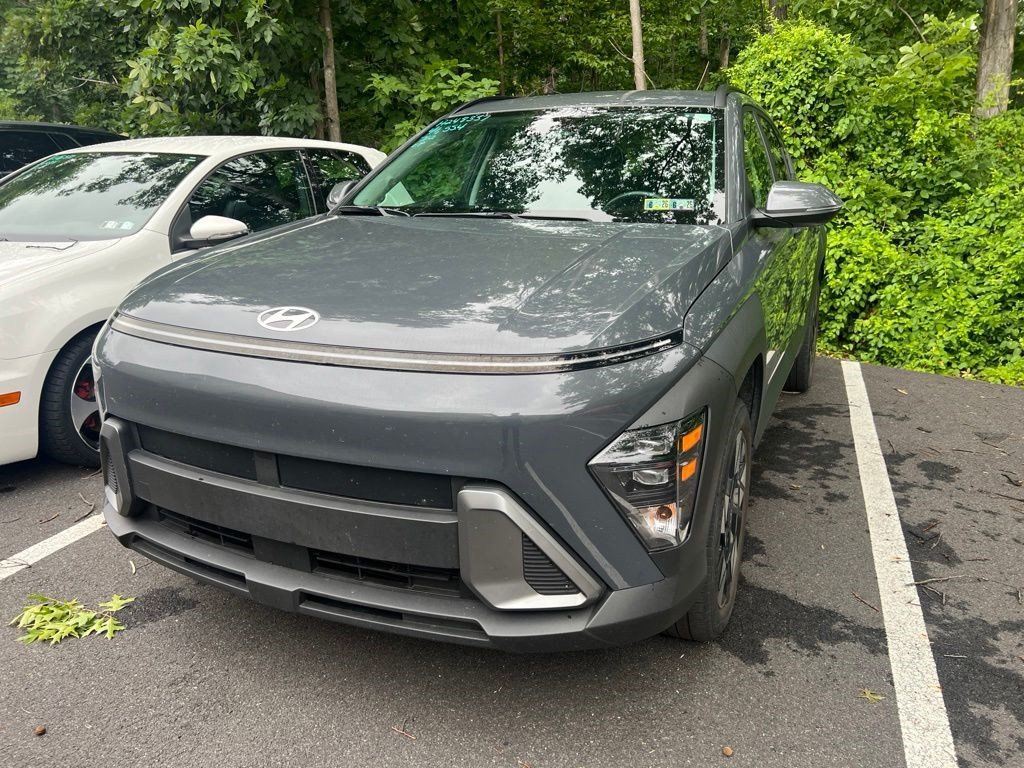 Certified 2024 Hyundai Kona SEL AWD/4WD image 4