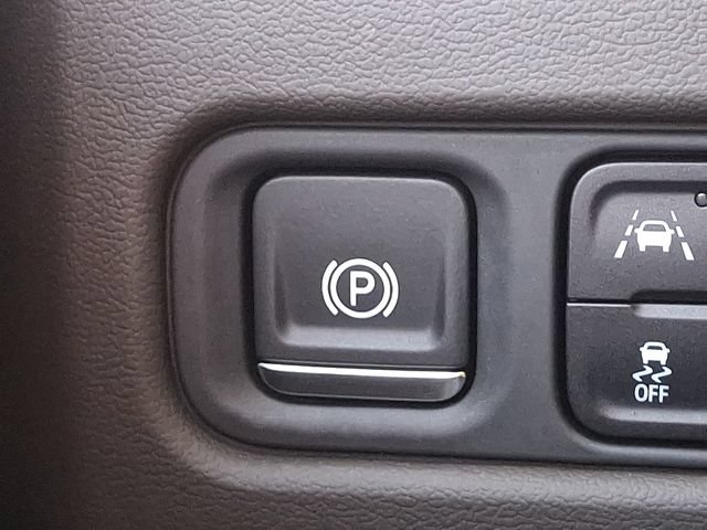 Used 2024 Chevrolet Suburban LT AWD/4WD image 25