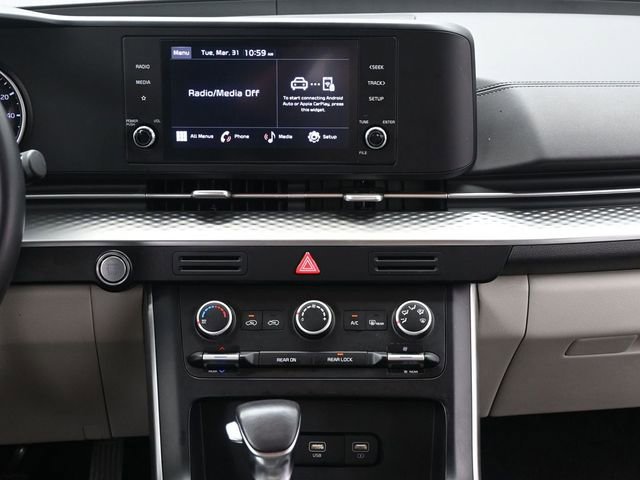 Used 2024 Kia Carnival LX image 25